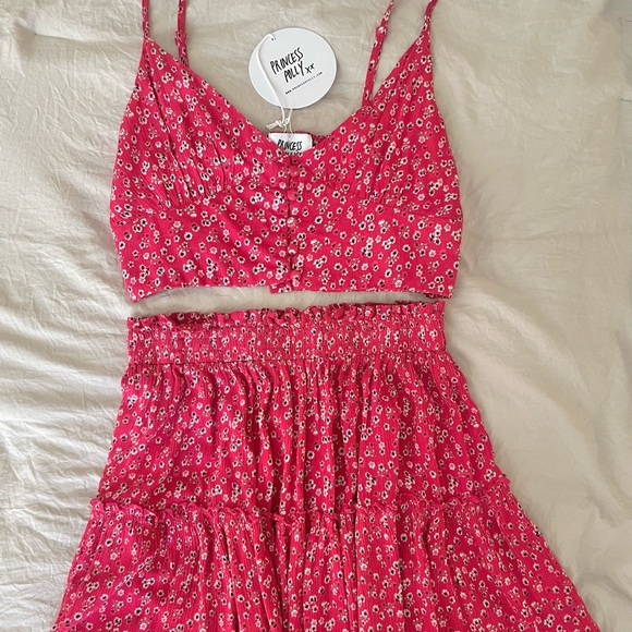 Princess Polly Shah Set Red - Picture 3 of 4